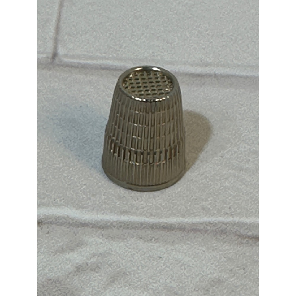 Vintage West Germany Metal Sewing Thimble Size 10 17mm Silver Tone Dimple Tailor
